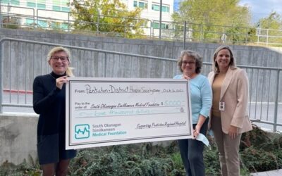 Penticton Hospice Society gives $5,000.00 to Oliver Thrift Store Expansion